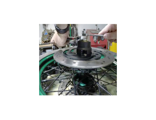 WHEEL BEARING REMOVAL AND INSTALLATION TOOL FOR HARLEY DAVIDSON