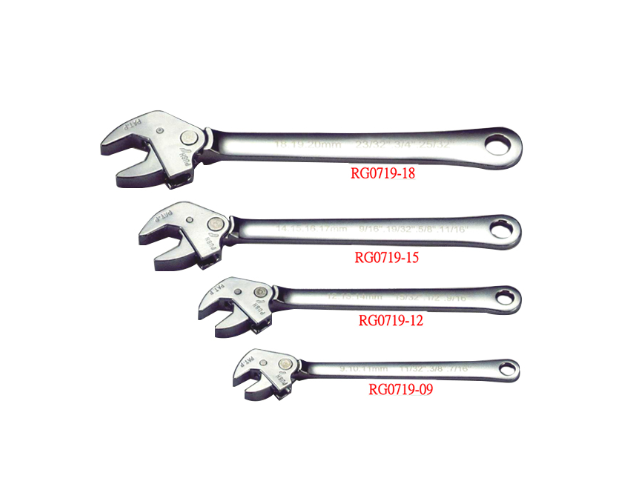 CLAMP RATCHET WRENCH